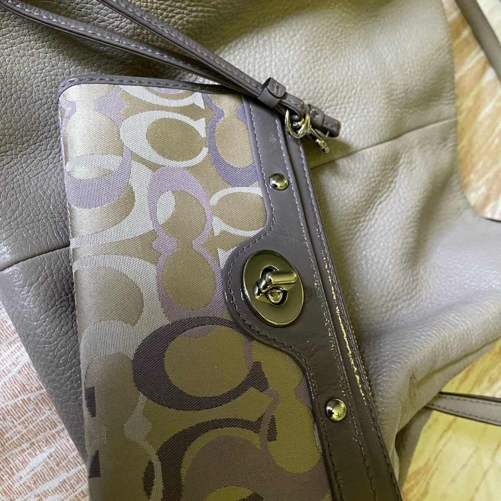 Coach wristlet